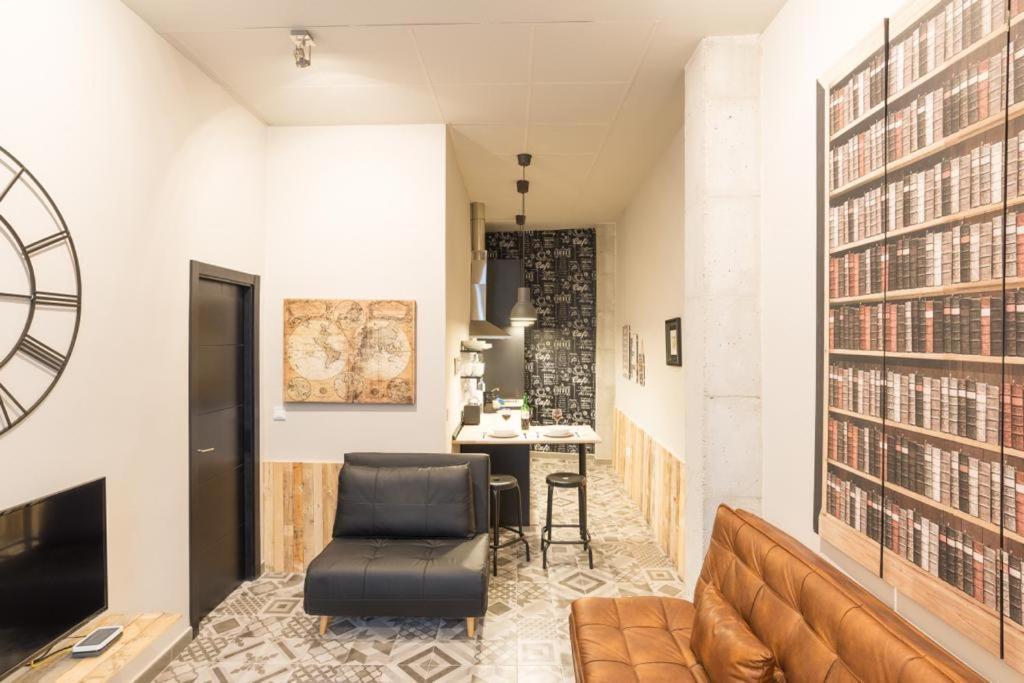 Historical Center Ollerias Apartment Malaga Exterior photo